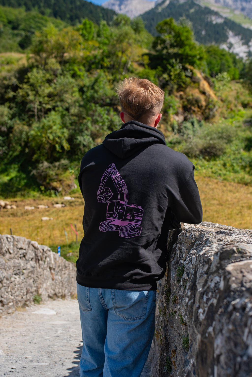 Sweat à Capuche – Collection VEATP Signature