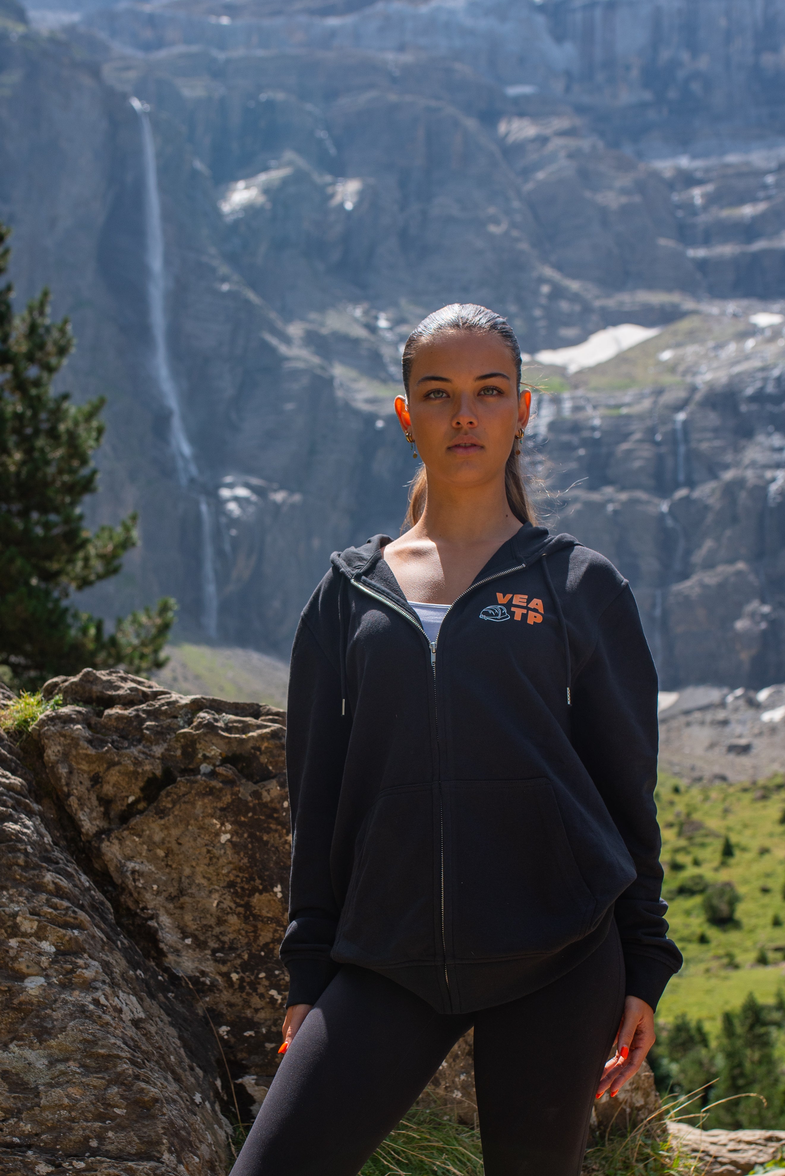 Veste Zippée à Capuche Noir – Gamme Technique VEATP